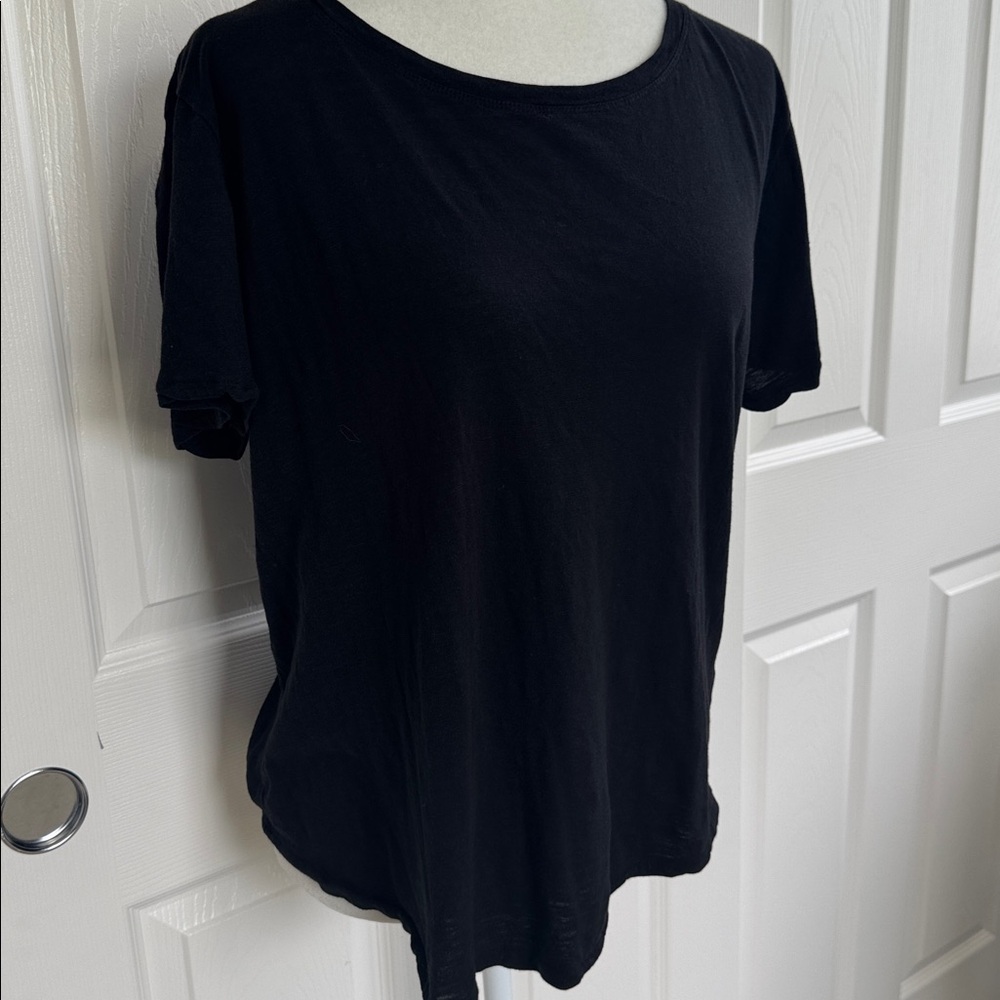H&M Black Short Sleeve Women's Tee - Size  Medium - Picture 2 of 6